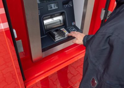 LowLiner 6.8 - Mobile Bankfiliale - Outdoor-Geldautomat