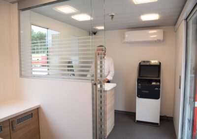 LowLiner 6.8 - Mobile Bankfiliale - Service