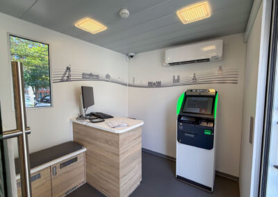 LowLiner 6.8 - Mobile Bankfiliale - Service